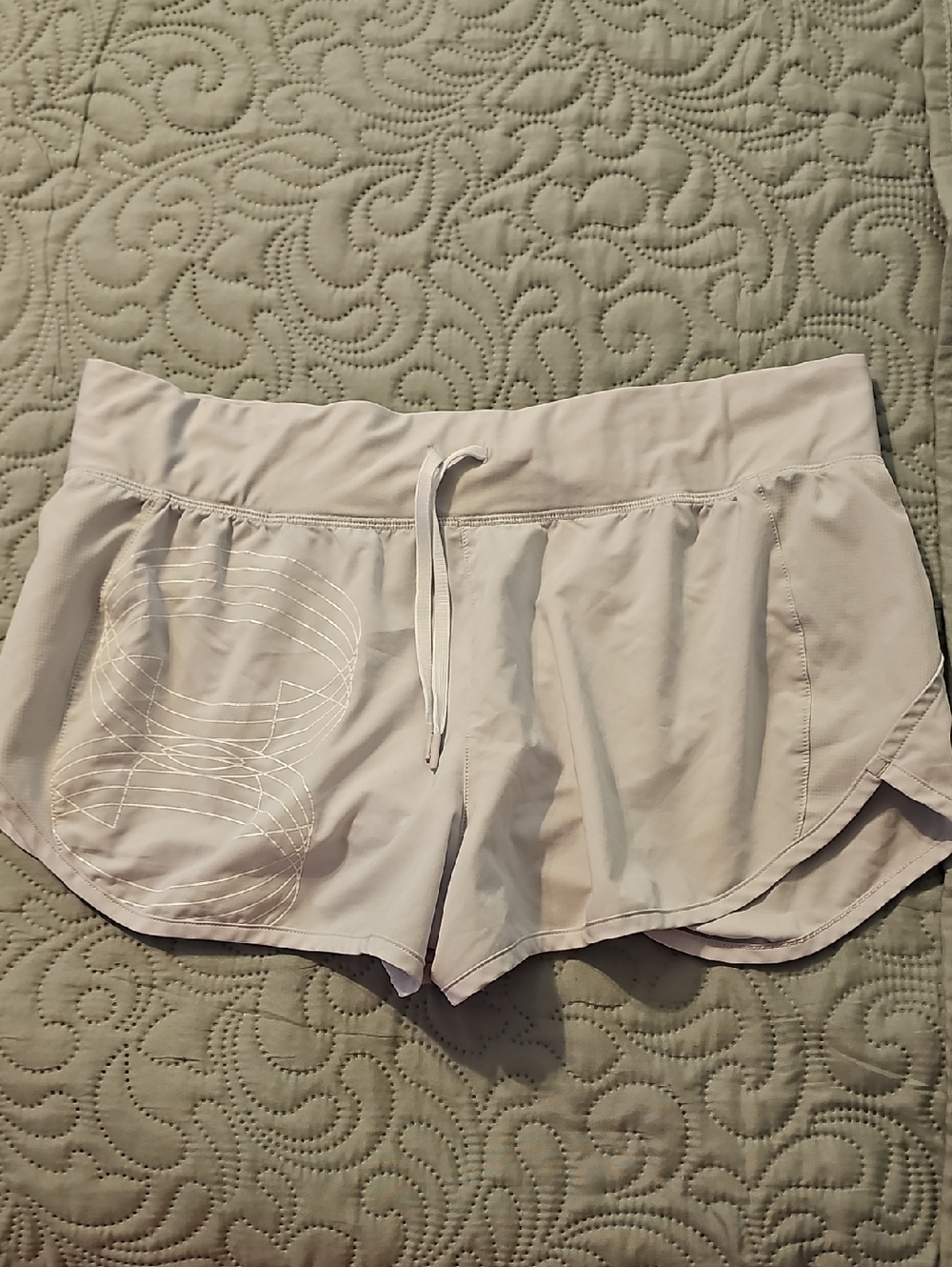 Under Armour Speedpocket/Running Women's Light Gray Active Drawstring Shorts